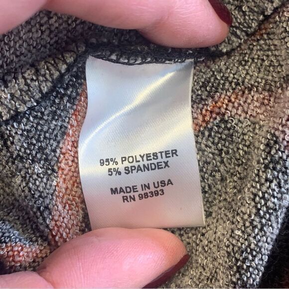 Studio Nouveau Printed Knit 3/4 Ruched Sleeve Pocket Detail Turtleneck Dress 1X - Picture 9 of 12